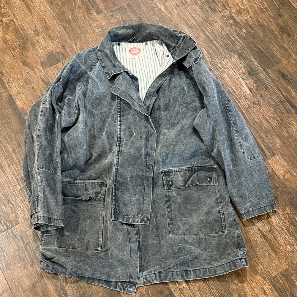 The Australian Outback Collection Men's Trench Coat - Gray